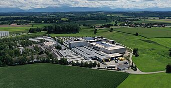 Luftbild_RT_2018_Fridolfing Rosenberger Headquarter in Fridolfing