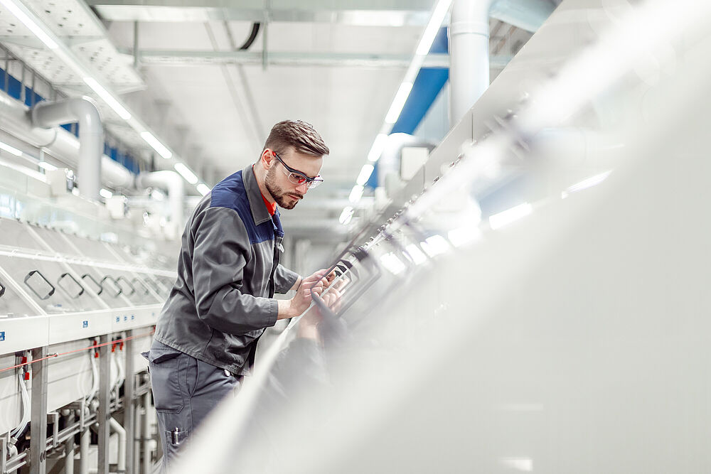 Surface treating technologies at Rosenberger